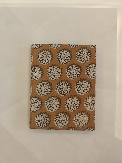 Handcrafted Diaries | Granthika | 7x5 Inch Handmade Notebook – Notebooks & Notepads on Brown Living™. SKU: VDI75009. Img 26.