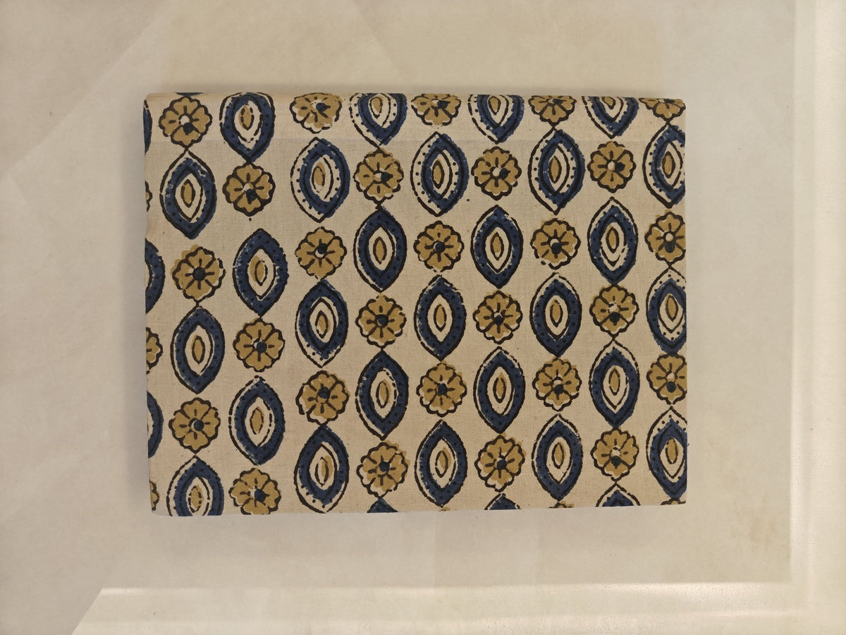 Handcrafted Diaries | Granthika | 8x6 Inch Handmade Notebook – Notebooks & Notepads on Brown Living™. SKU: VDI86005. Img 17.