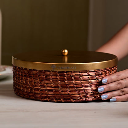 Handcrafted Sikki Grass Roti & Chapati Box With Gold - Tone Metal Lid – Containers on Brown Living™. SKU: SK35BRNLGLD. Img 1.