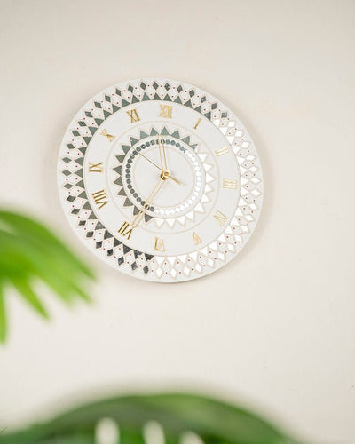 Handcrafted Traditional Art Wall Clock | Wooden Decorative Clock – Clock on Brown Living™. SKU: ANTTHCACHHG. Img 5.