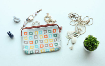 Handcrafted Travel Organizer Set | Eco - Friendly Travel Essentials – Organizers on Brown Living™. SKU: ANTHCMOISPP. Img 24.