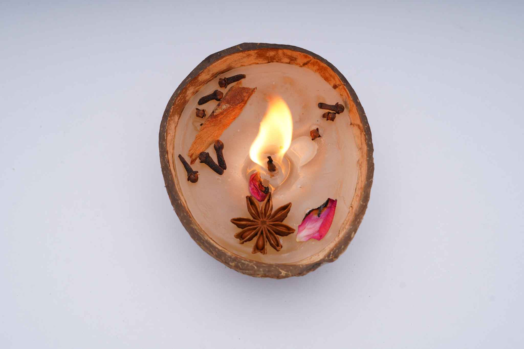 Handmade Coconut Shell Aroma Candle with Spices – Eco - Friendly Décor – Candles & Fragrances on Brown Living™. SKU: KOTT003. Img 2.