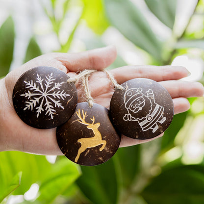 Handmade Coconut Shell Christmas Hangings (Set of 6) – Gift on Brown Living™. SKU: TGAHANGPOLSD1. Img 2.