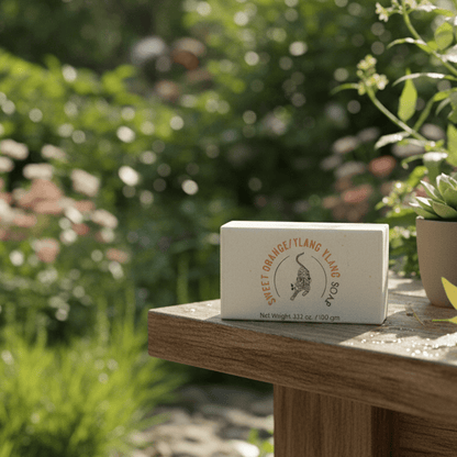 Handmade Moisturizing 100% Natural Sweet Orange & Ylang Ylang Soap – Soap on Brown Living™. SKU: FFSOOY100G. Img 2.