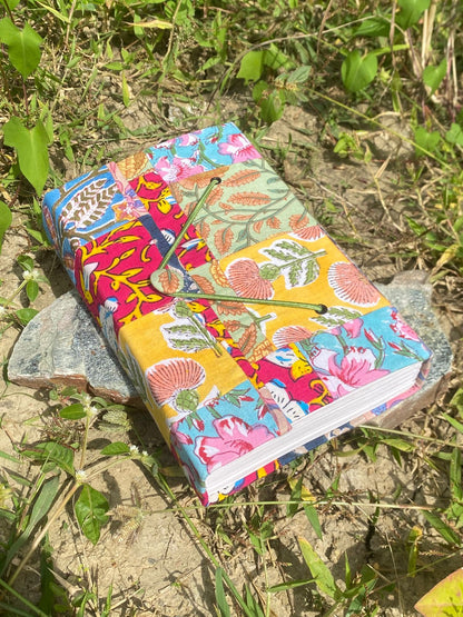 Handmade Recycled Paper Vintage Jumbo Journal – Notebooks & Notepads on Brown Living™. SKU: OEP474b. Img 3.