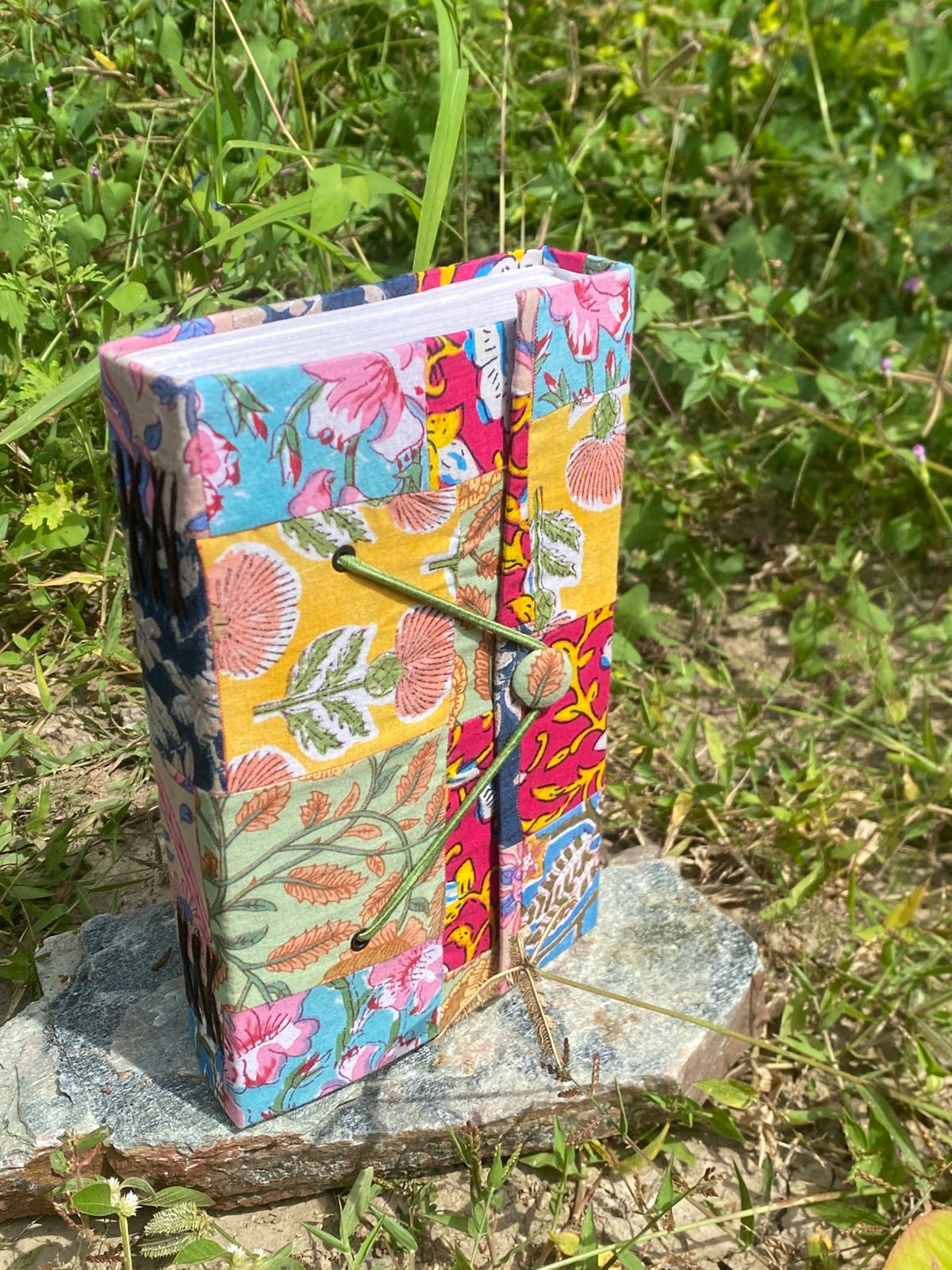 Handmade Recycled Paper Vintage Jumbo Journal – Notebooks & Notepads on Brown Living™. SKU: OEP474b. Img 2.