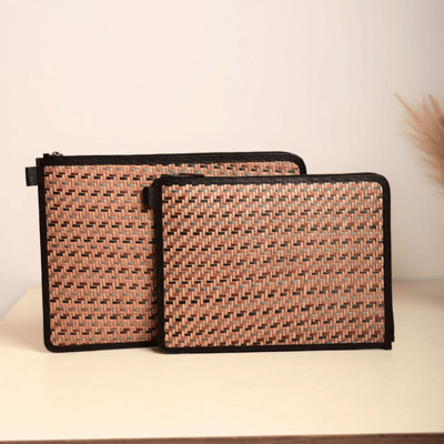 Handmade Sitalpati Laptop Sleeve – Laptop Sleeve by Kadam Haat available on Brown Living™. Earth 13''. SKU: KHSPLALS13ESCL - NEW. Img 10.