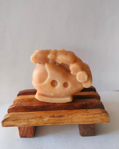 Handmade Toy soaps : Crafted for kids! - Combo – Body Soap on Brown Living™. SKU: hbsts3withdish. Img 5.
