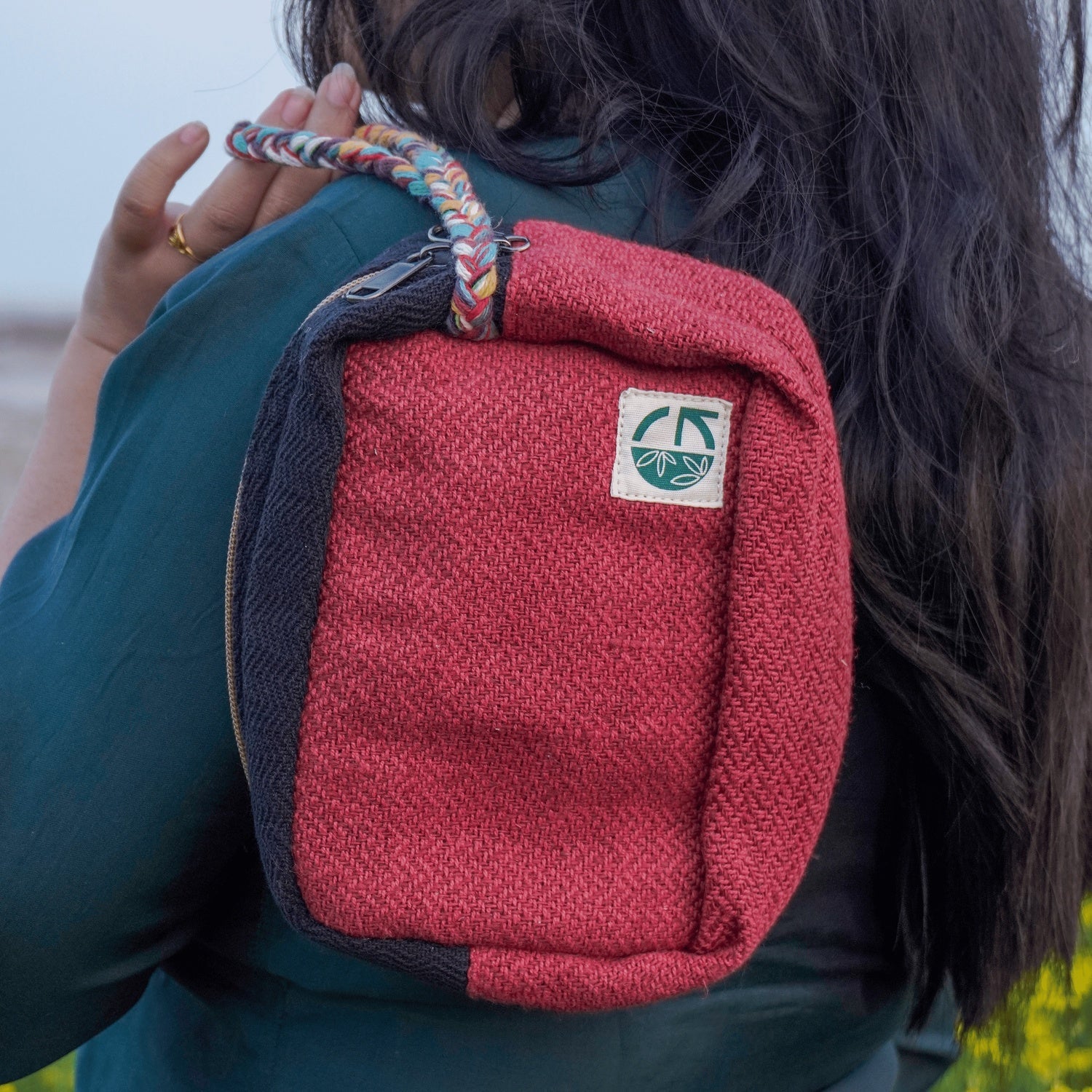 Handwoven Makeup Kit | Fabric Cosmetic Pouch – Hand Bag on Brown Living™. SKU: OGESMK03. Img 13.