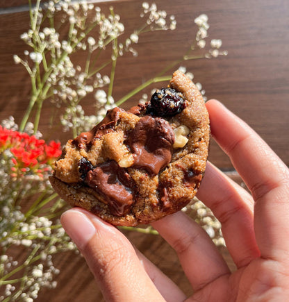 Heart Healthy Cookie | Vegan, Gluten Free, Refined Sugar Free | 6 Pcs – Healthy Snacks on Brown Living™. SKU: KSS002. Img 3.