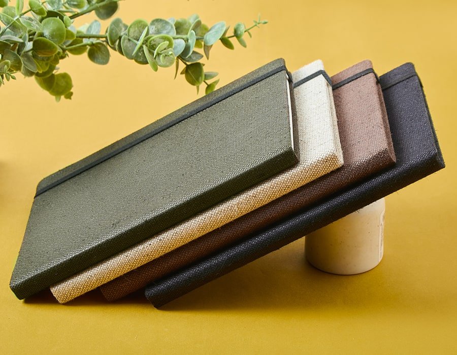 Hemp A5 Notebook Diary with Elastic Lock & Pen Loop – Notebooks & Notepads on Brown Living™. SKU: GD05-BLACK. Img 4.