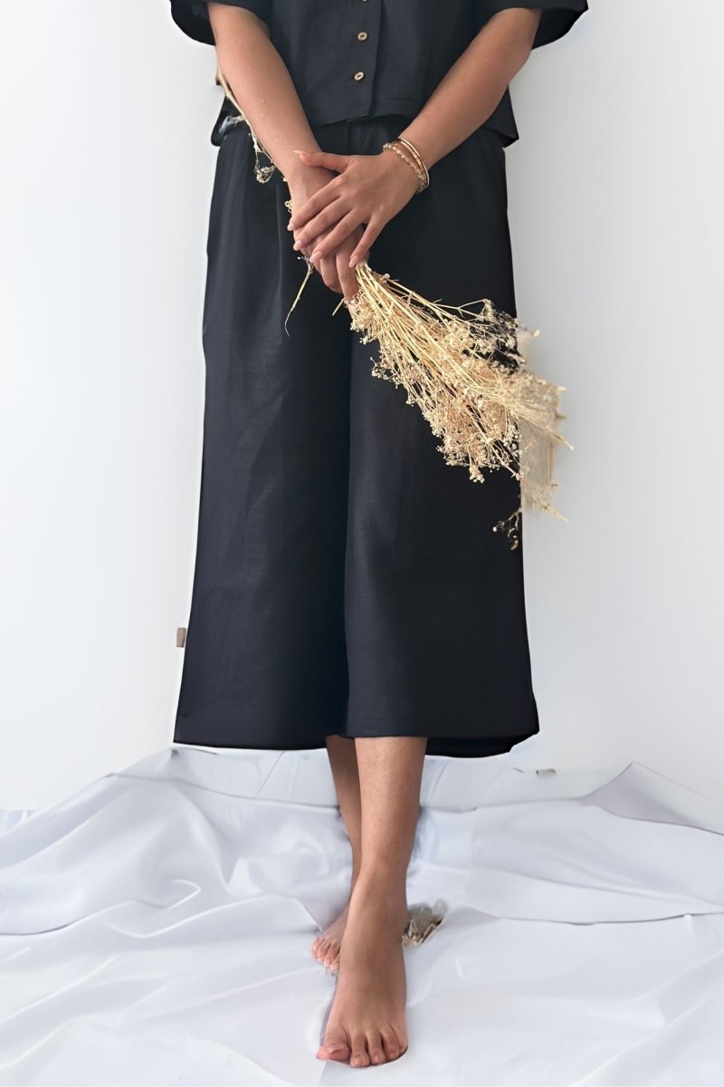 Hemp Wide Leg Pants With Side Zip With Pockets – Womens Pants by Pravaah India available on Brown Living™. Xs Truffle Black. SKU: PRA24CL5BXS. Img 1.