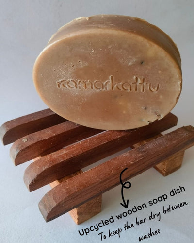 Herbs packed bath soaps - Handmade: Pack of 3 – Body Soap on Brown Living™. SKU: nas3withloofah. Img 4.