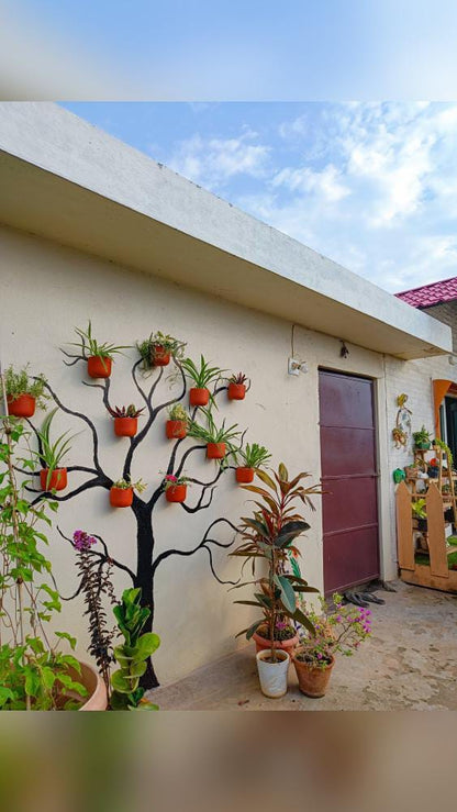 Hexane 4 Inch Terracotta Wall Planter | Hanging Wall Pot – Home & Garden on Brown Living™. SKU: PL26-2. Img 25.