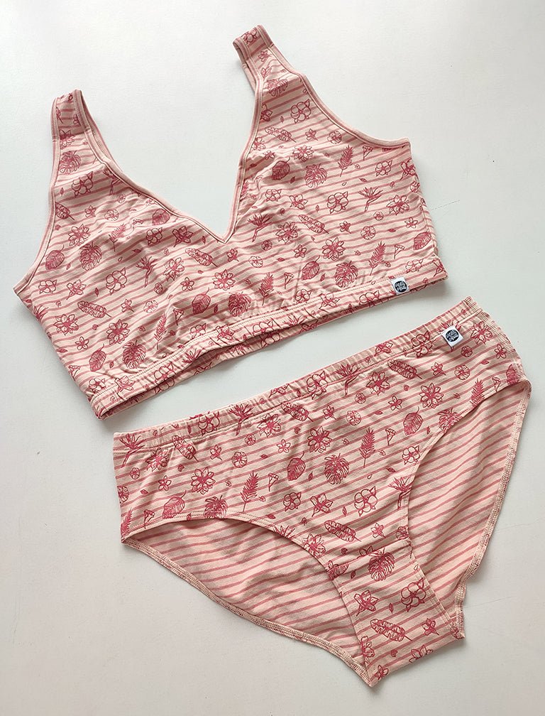Hibiscus Print Deep V Cotton Co - ord Lingerie Set – Womens Underwear on Brown Living™. SKU: Co - OrdPinkHibiscus - XS. Img 3.