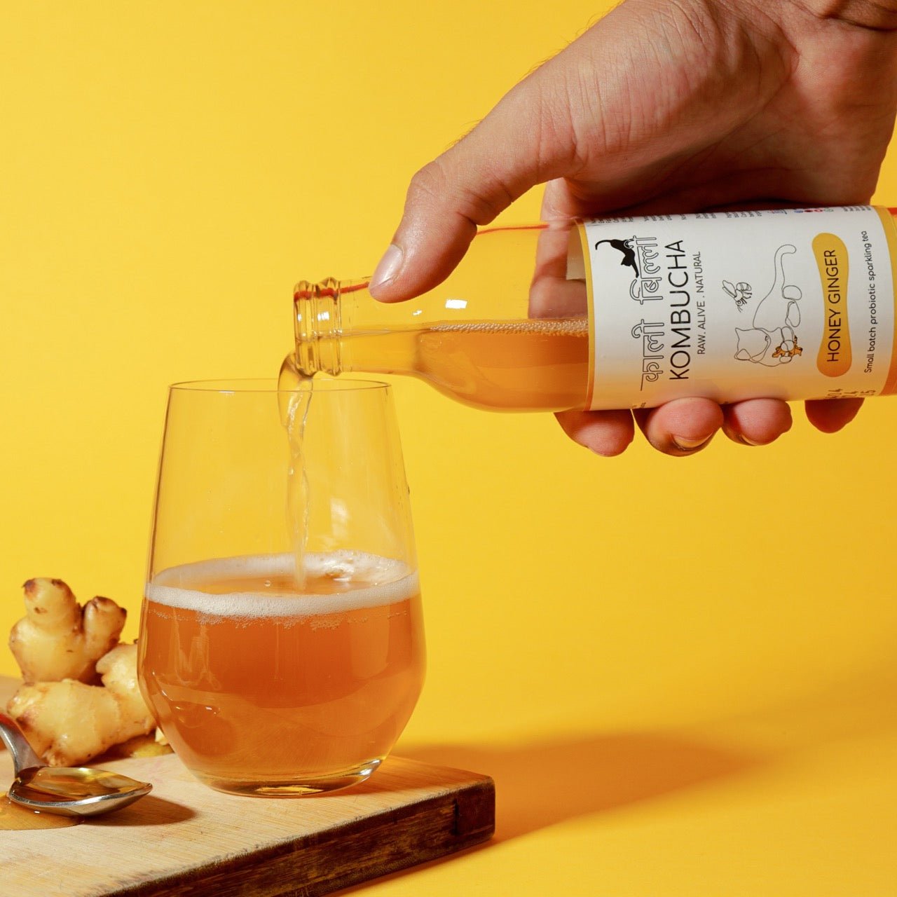Honey Ginger Kombucha (250ml) | Raw, Naturally Fermented Probiotic Drink – Health & Energy Drinks on Brown Living™. SKU: KBKGH. Img 3.