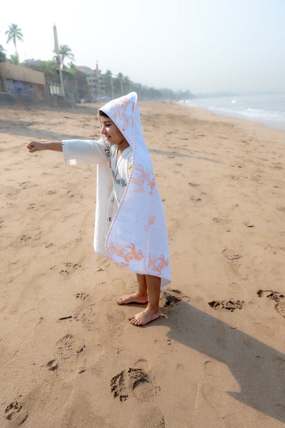 Hooded Baby & Kids Towel in Circus Peach Print – Bath Linens on Brown Living™. SKU: MSY-00431E-Peach. Img 7.