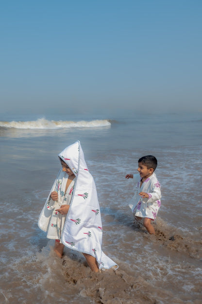 Hooded Baby & Kids Towel in Elle Earthy Print – Bath Linens on Brown Living™. SKU: MSY-00431B-Earthy. Img 14.