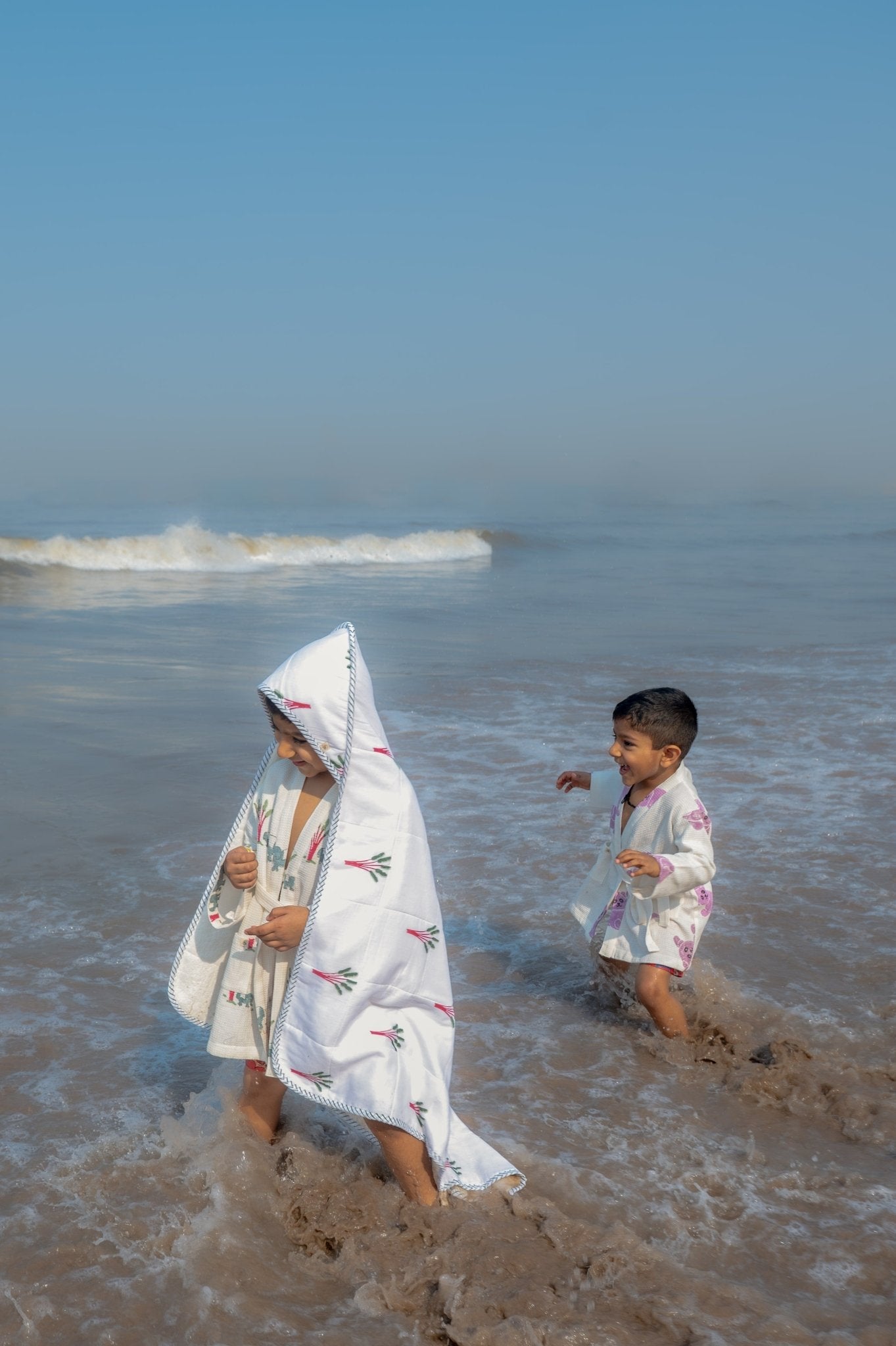 Hooded Baby & Kids Towel in Elle Earthy Print – Bath Linens on Brown Living™. SKU: MSY-00431B-Earthy. Img 4.