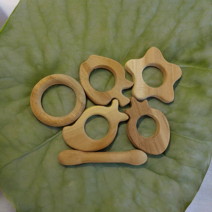Immunity Boosting Neem Teethers For Babies At Teething – Baby Teethers & Soothers on Brown Living™. SKU: T_APL-MNG-STBR-FLR-RNG-DBL. Img 1.