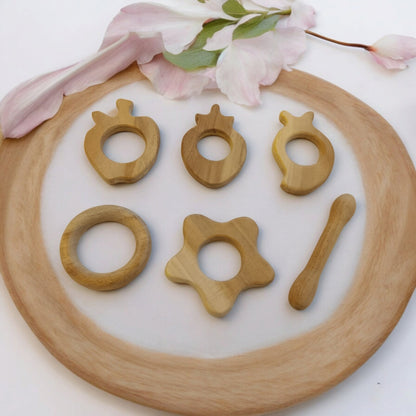 Immunity Boosting Neem Teethers For Babies At Teething – Baby Teethers & Soothers on Brown Living™. SKU: T_APL-MNG-STBR-FLR-RNG-DBL. Img 2.