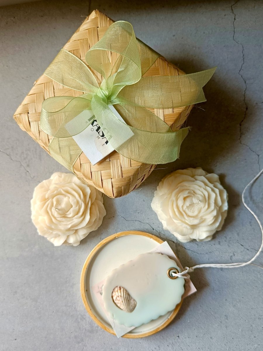 Intertwine Candle Gift Set – Gift Hampers by Rasa Home available on Brown Living™. A Quiet Bond Candle Gift Set . SKU: QBRGS02. Img 3.