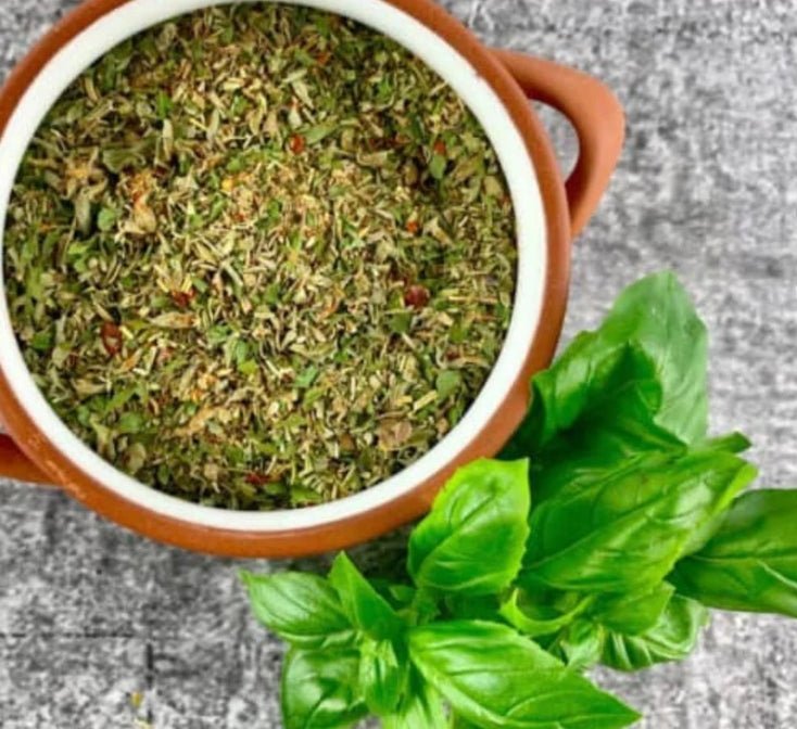 Italian Herb Seasoning 100g – Aromatic Blend for Pasta & Cooking – Seasonings & Spices on Brown Living™. SKU: TMMBC09. Img 4.