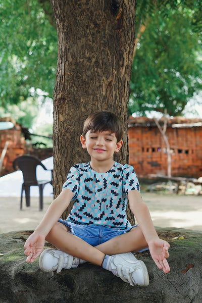 Itsy Bitsy Cute Cotton Poplin Top for Boys – Kids Daywear Sets on Brown Living™. SKU: ZBZZPE. Img 2.