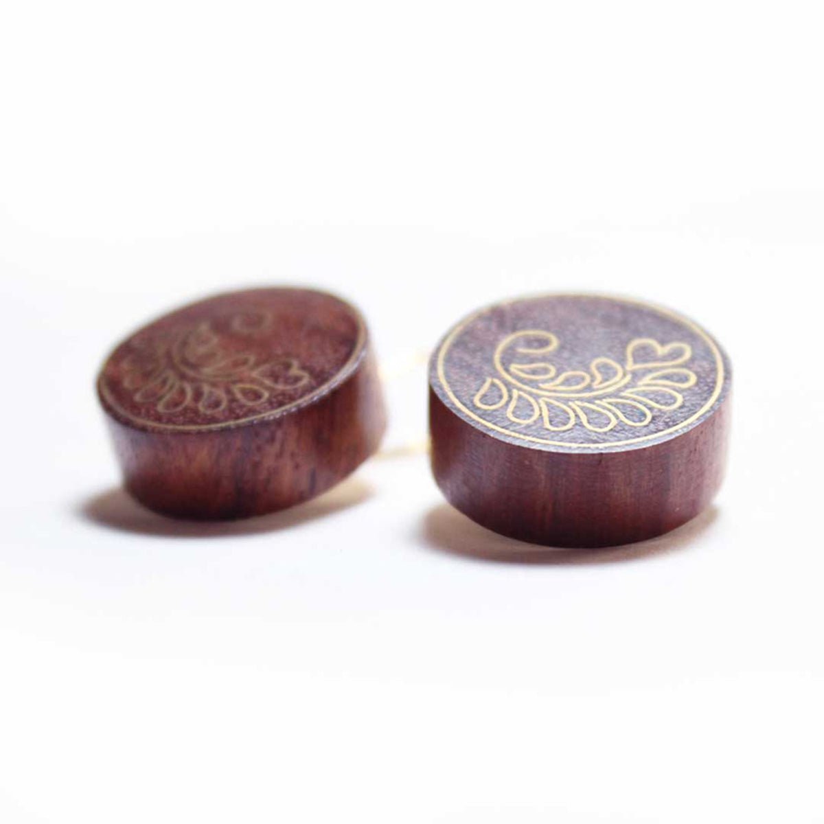 Ivy Taarkashi Wooden Earring - Brass Inlay Craft – Jewellery on Brown Living™. SKU: UATRWJ007. Img 4.