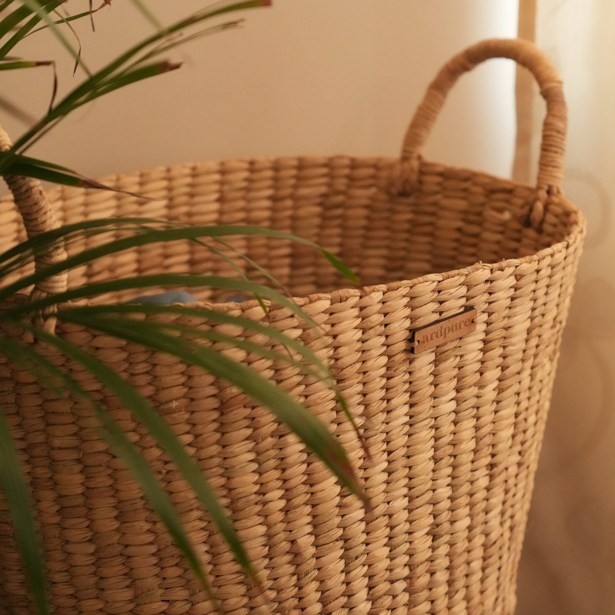 Kauna Grass Marquise Laundry Basket – Baskets & Boxes on Brown Living™. SKU: 918KL. Img 2.