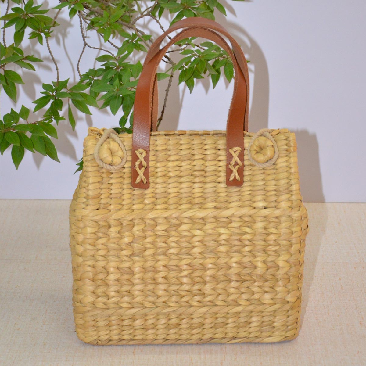 Kauna Lunch & Picnic Basket Natural – Baskets & Boxes on Brown Living™. SKU: KAPBAS038A. Img 12.