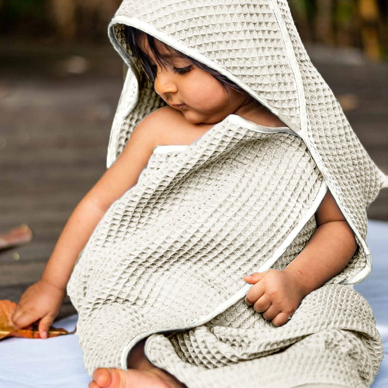 Kids Organic Cotton Waffle Hooded Towel Set – Kids Travel Accessories on Brown Living™. SKU: HOD-TWL-MNT. Img 9.