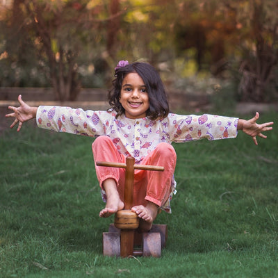 Kids Unisex Organic Cotton Koi Peach Print Kurta and Pants – Kids Daywear Sets on Brown Living™. SKU: KOI - PCH - KURPJ - 69 - 0422. Img 5.
