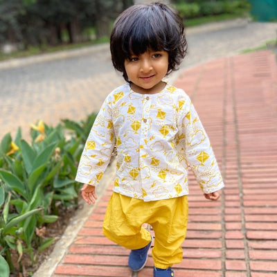 Kids Unisex Organic Cotton Patang Kurta with Yellow Pants – Kids Daywear Sets on Brown Living™. SKU: PAT - YWL - KURPJ - 69 - 0322. Img 2.