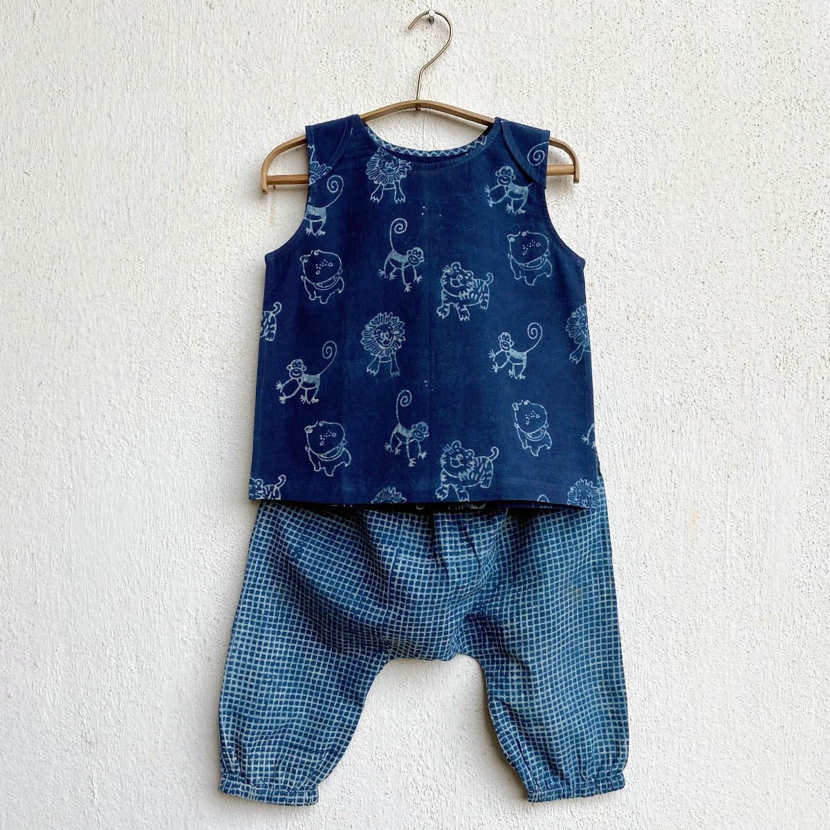 Kids Unisex Organic Cotton Zoo Jhabla with Indigo Check Pants | Verified Sustainable by Brown Living™