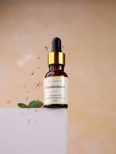 Kumkumadi Facial Oil 10ml | Ayurvedic Glow & Radiance Oil – Face Serum on Brown Living™. SKU: SC-33. Img 2.