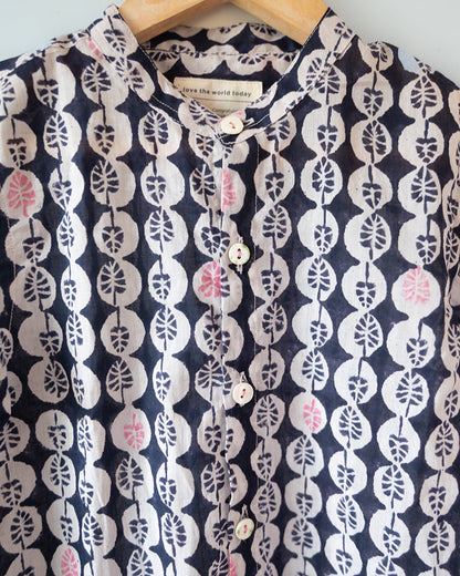 Lata Cotton Monstera Print Full Sleeve Shirt – Kids Ethnic Sets by Love The World Today available on Brown Living™. 6 - 12 M . SKU: C34B4MS612. Img 3.