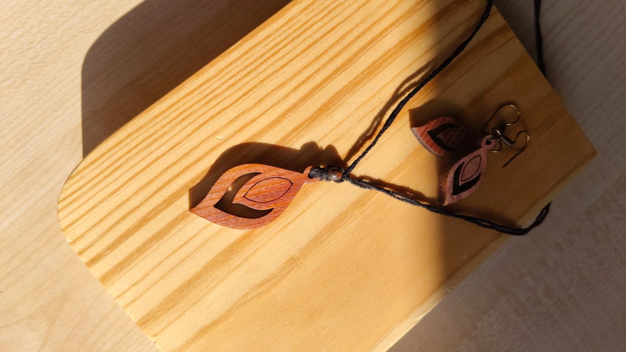 Leaf Imprint Wooden Jewellery Set – Womens Accessories on Brown Living™. SKU: WJ07. Img 5.