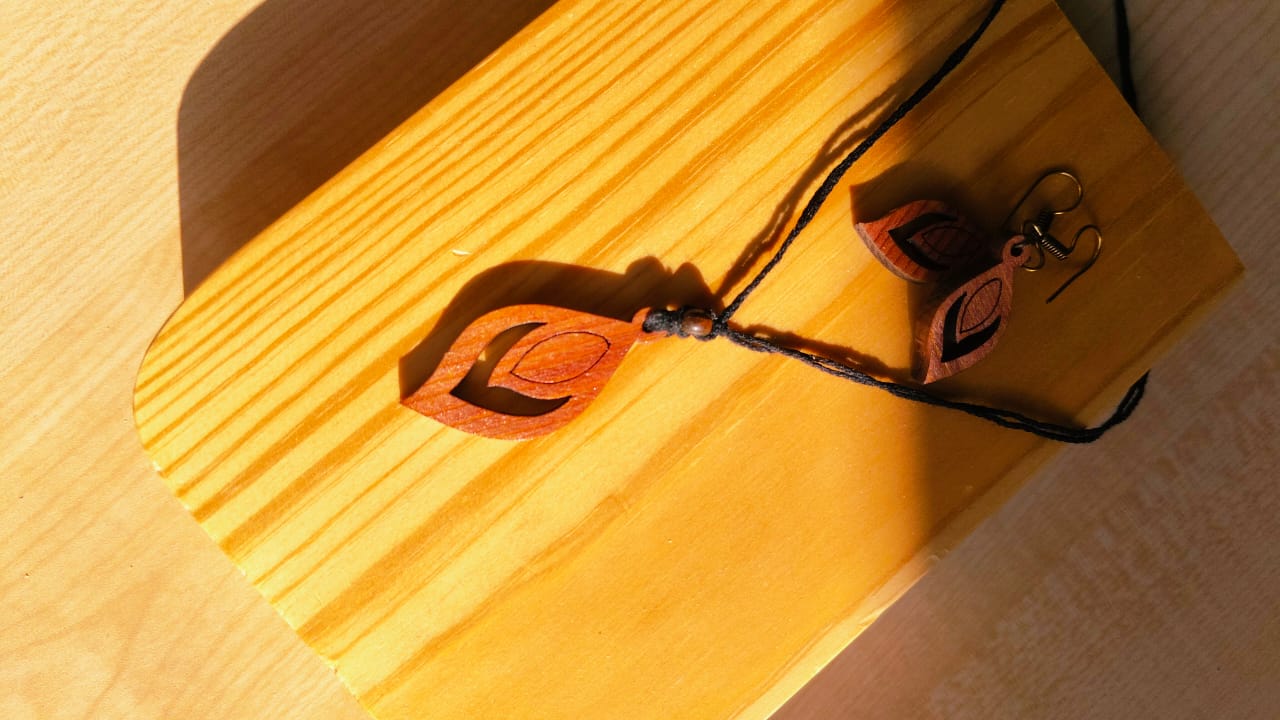Leaf Imprint Wooden Jewellery Set – Womens Accessories on Brown Living™. SKU: WJ07. Img 6.