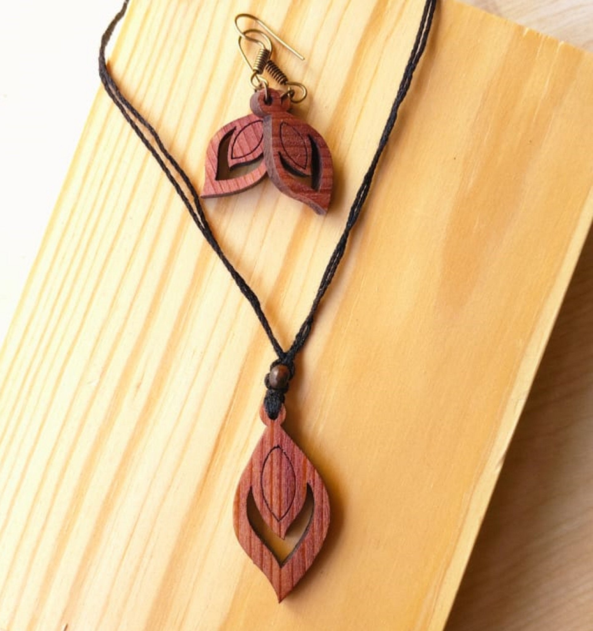 Leaf Imprint Wooden Jewellery Set – Womens Accessories on Brown Living™. SKU: WJ07. Img 1.