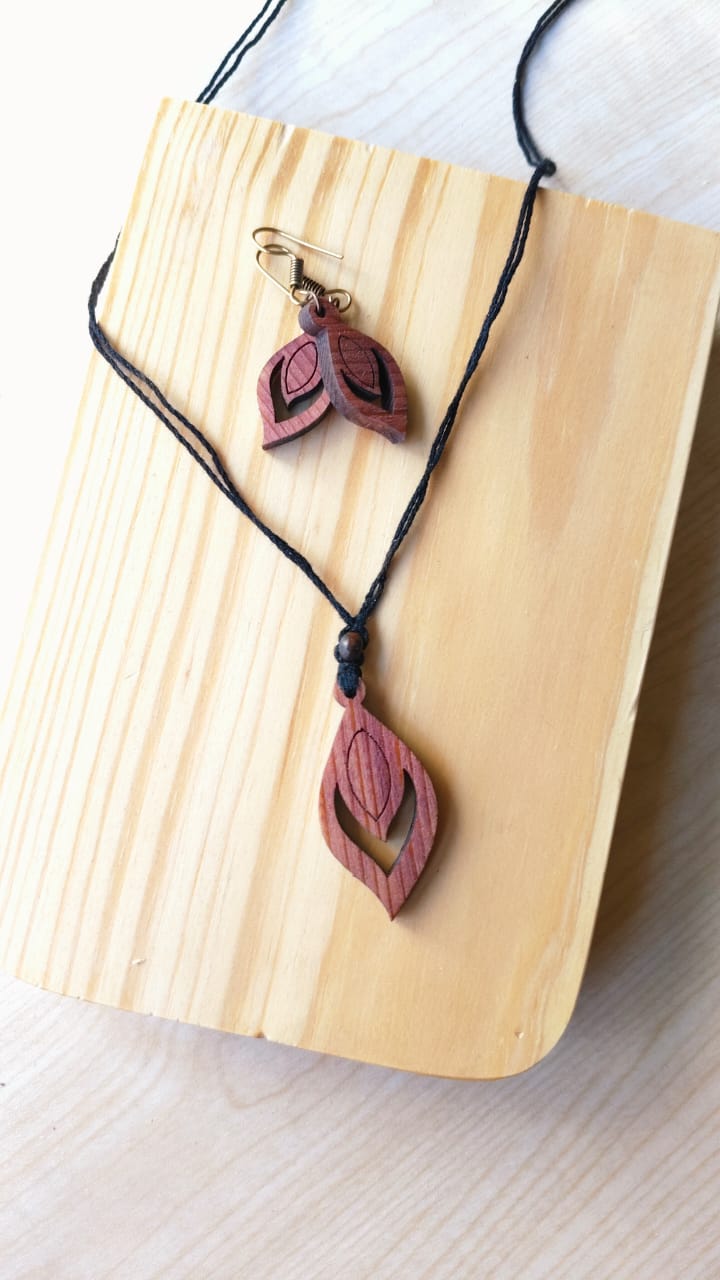 Leaf Imprint Wooden Jewellery Set – Womens Accessories on Brown Living™. SKU: WJ07. Img 4.
