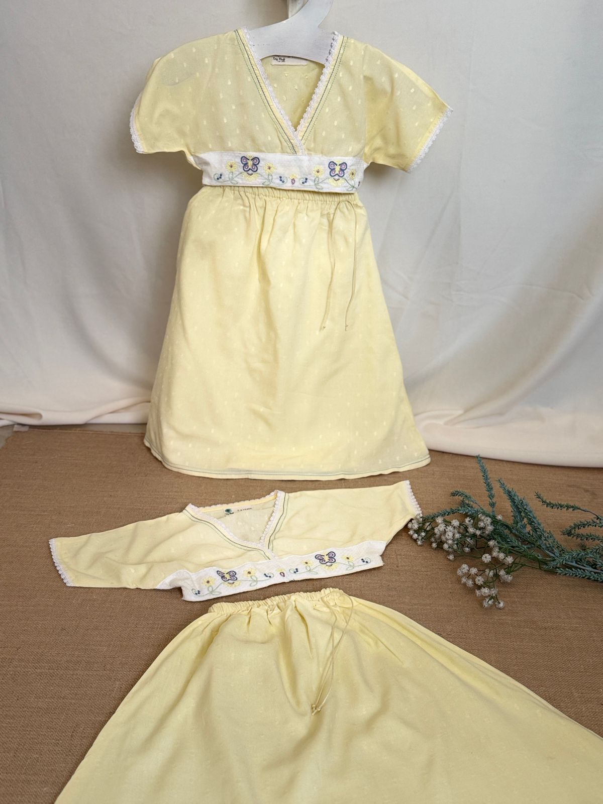 Light Yellow Flora Dress in Aloe Vera Fabric for Kids – Kids Frocks & Dresses on Brown Living™. SKU: TF-106-G3-Y5-1. Img 3.