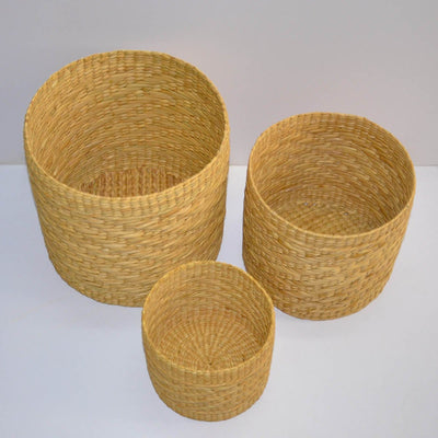 Lightweight Kauna Planter – Pots & Planters on Brown Living™. SKU: KASPLT016A. Img 8.