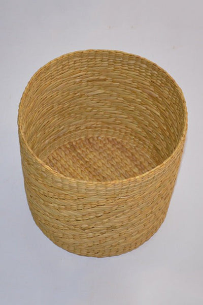 Lightweight Kauna Planter – Pots & Planters on Brown Living™. SKU: KASPLT016A. Img 14.