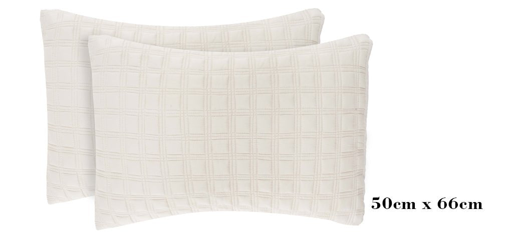 Luxury Natural Cotton Satin Razai | Lightweight Quilt 200 GSM – Bed Linens on Brown Living™. SKU: TEE2515-C-1. Img 4.