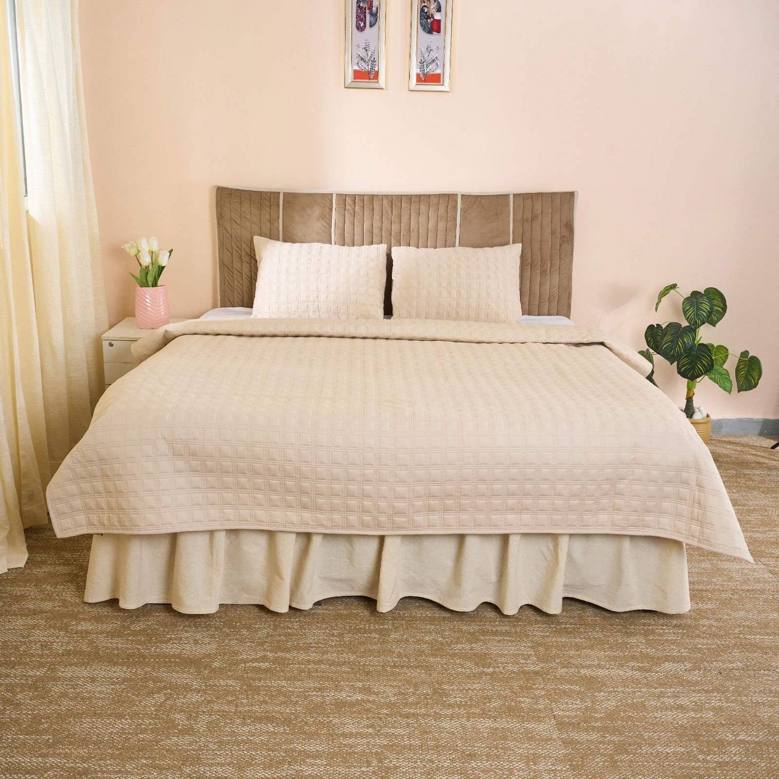Luxury Natural Cotton Satin Razai | Lightweight Quilt 200 GSM – Bed Linens on Brown Living™. SKU: TEE2515-C-1. Img 1.