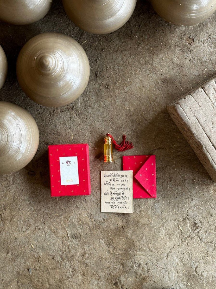 माटी | Maati Natural Perfume Oil (Petrichor Attar) – Essential Oils by Boond Fragrances available on Brown Living™. 6ml . SKU: BF01. Img 1.