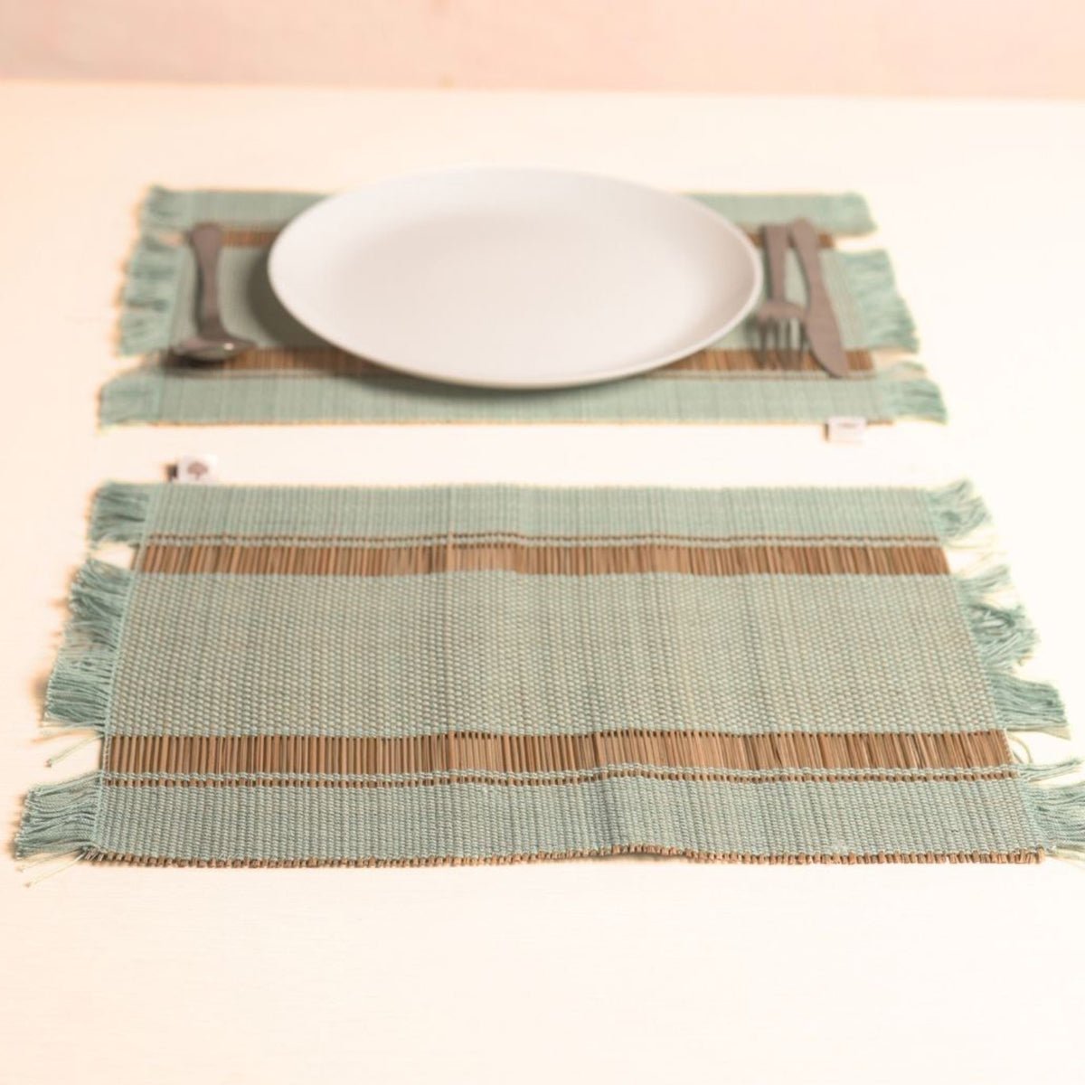 Madurkathi Table Mats – Handwoven Sustainable Dining Set – Table Linens on Brown Living™. SKU: MDTR1115SGRNS4. Img 5.