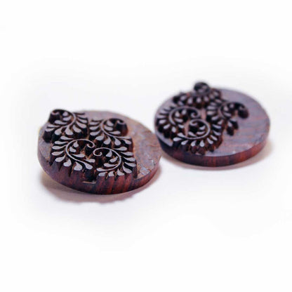 Magha Rekh Wooden Earrings With Wood Block Carving – Jewellery on Brown Living™. SKU: UARKHWJER004. Img 4.