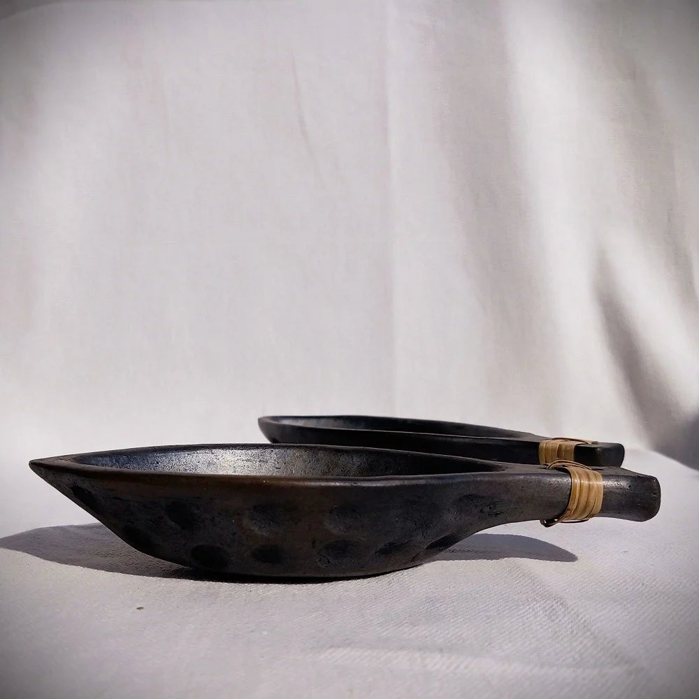 Matsya - Longpi Black Pottery Serving Bowl – Dinner Set by Terracotta by Sachii available on Brown Living™. . SKU: SACHII020. Img 3.